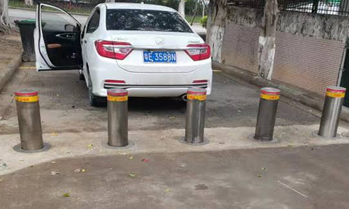 electric driveway bollards