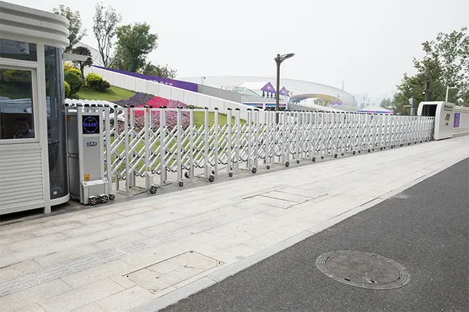 electric retractable gate QiGong Gate